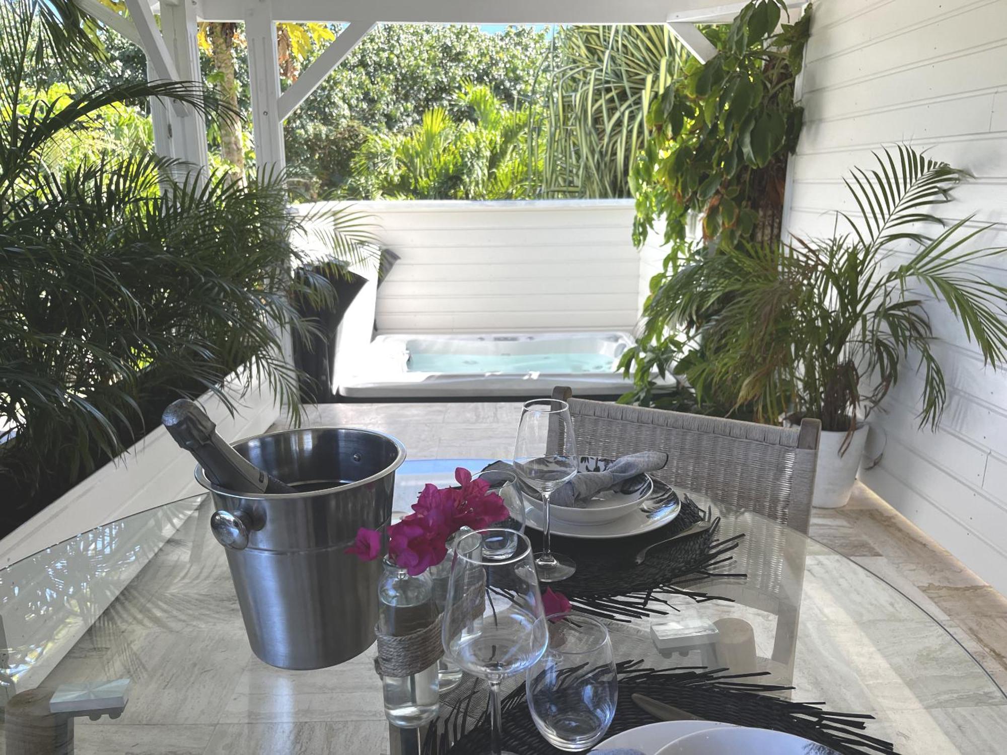 Pomme Cannelle Luxury Suites & Spa Orient Bay Habitación foto